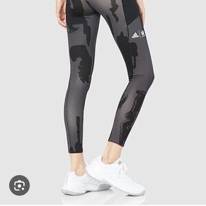 Adidas Women's Black and Gray Camouflage Leggings